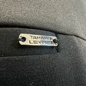 Tahari black size 18 skirt